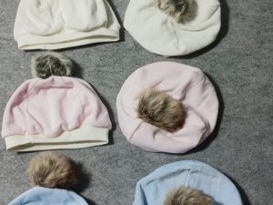 کلاه مخمل تک پوم بی بی لایف