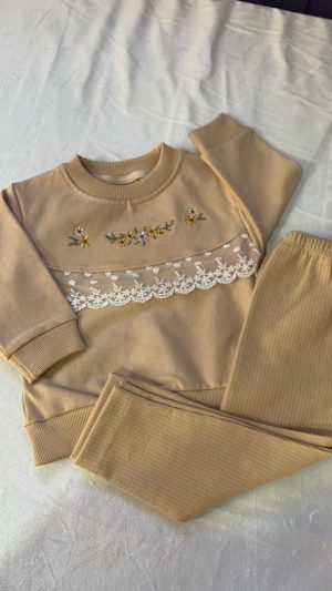 بلوز و شلوار تور دار نی نی ناز کد 668